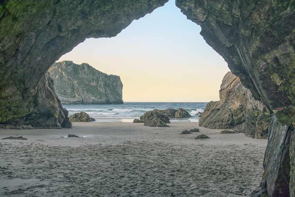 Apartamentos Turisticos El Balcon De Llavandes Colombres Pokoj fotografie