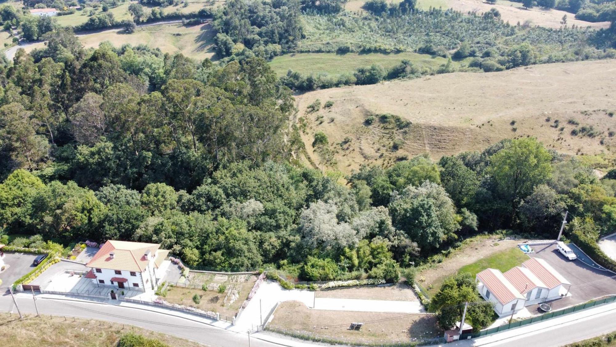Apartamentos Turisticos El Balcon De Llavandes Colombres Pokoj fotografie